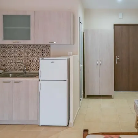 Aparthotel Zachos *