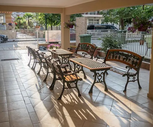 Apartmanhotel Zachos 3*